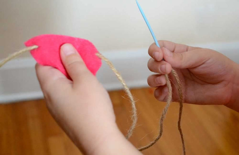 Hawwwy Plastic Sewing Needles - Choice of Sizes, Safe Learning Needles, Plastic Yarn