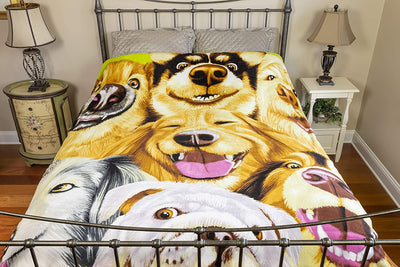 Super Soft Full/Queen Size Plush Fleece Blanket, 75" x 90" (Dogs Selfie